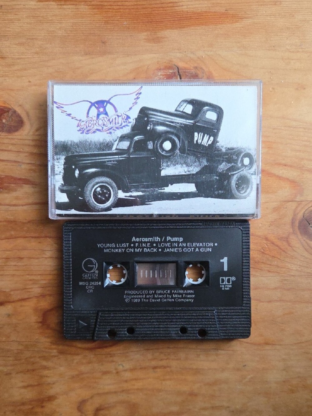3/$30 | Aerosmith 'Pump' Vintage 1989 Cassette Tape Geffen Lyric Book TESTED